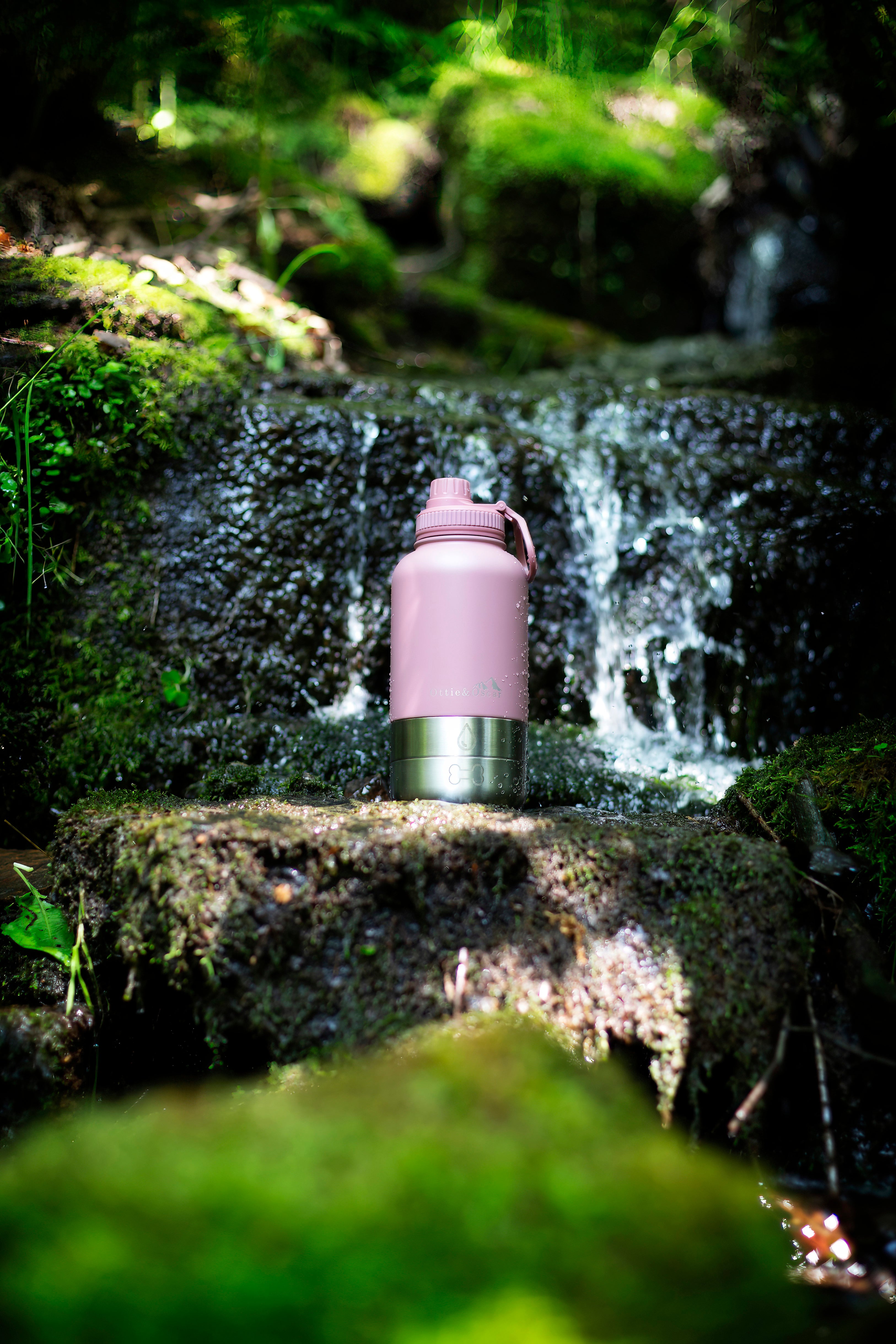 3-in-1 Dog Hydration Bottle & Buddy Bag - Dusky Pink