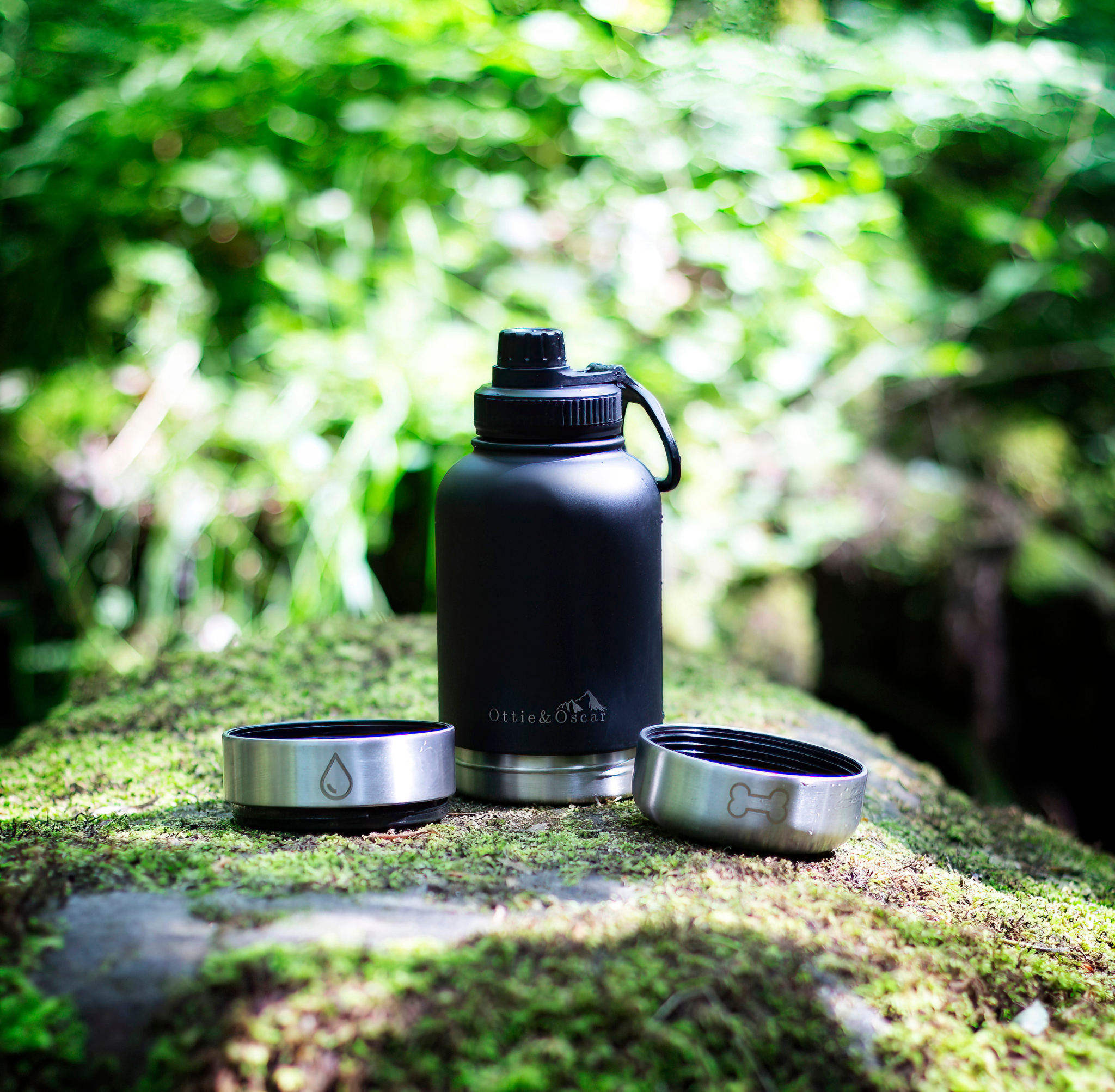 3-in-1 Dog Hydration Bottle & Buddy Bag - Black